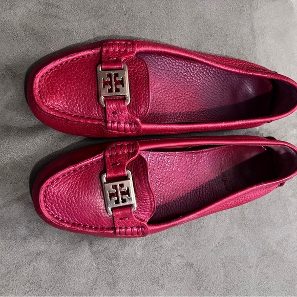 Tory Burch Driving Flats - Picture 4 of 5